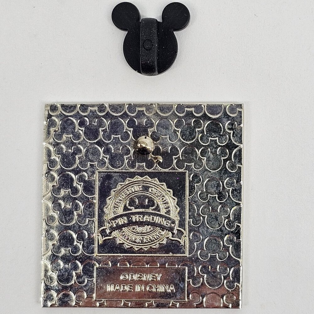 DISNEY Pin Trading ~ Character Deluxe Starter Set ~ PLUTO ~ 2013 - Picture 7 of 11